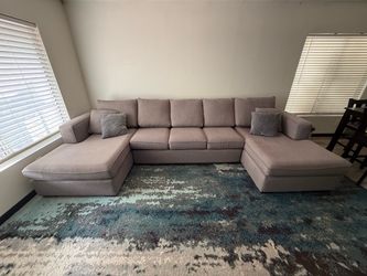 Large U-Shaped Sectional Sofa with Dual Chaise