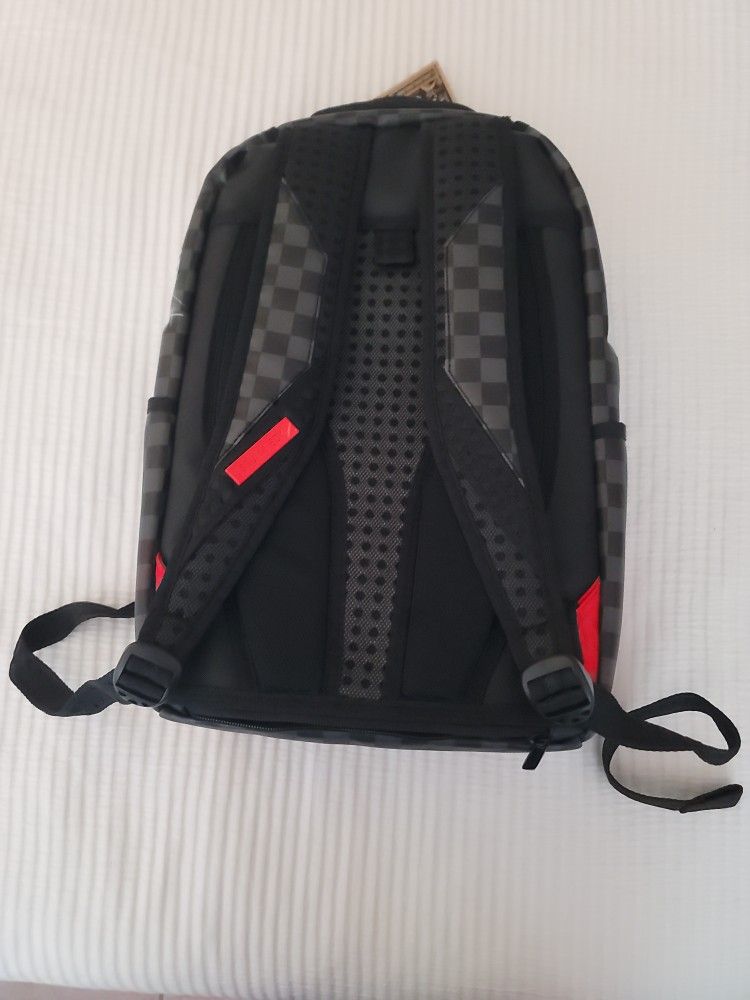 SPRAYGROUND RACEWAY HENNY BACKPACK (DLXV) for Sale in Chicago, IL - OfferUp