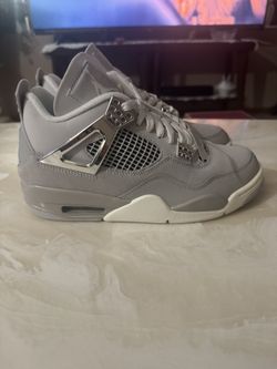 Jordan 4 Frozen Moments Women Size 8