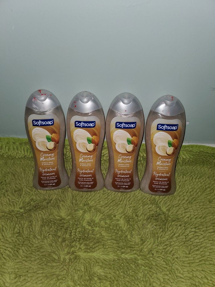 4 Softsoap Body Wash 20oz Creamy Moisture 