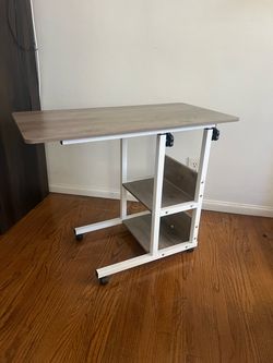 Portable Adjustable desk