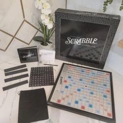 SCRABBLE ONYX Edition Turntable BLACK & SILVER Wood Tiles - 100% COMPLETE