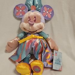 Disney LIMITED Edition Minne Mouse The Main Attraction Plush 