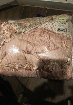 Calking bed skit with 2 pillows sharm