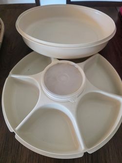 vintage Tupperware divided vegetable storage tray set. 