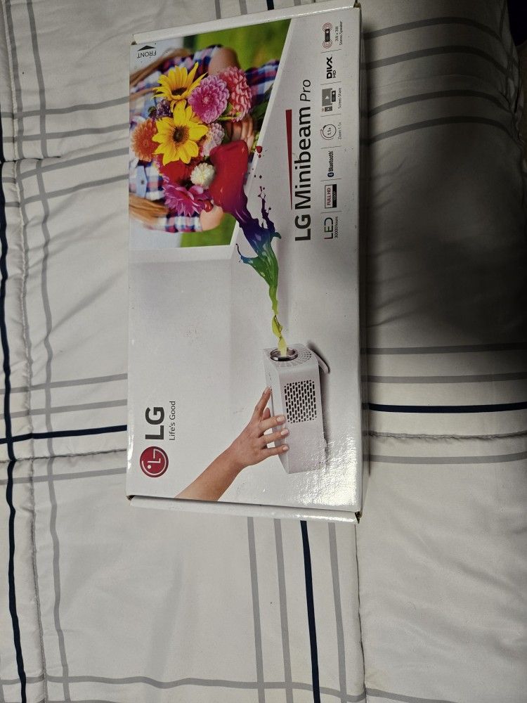 LG Minibeam Pro (Brand New)