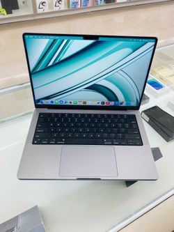 MacBook Pro M1 Pro 32gb ram 512gb ssd