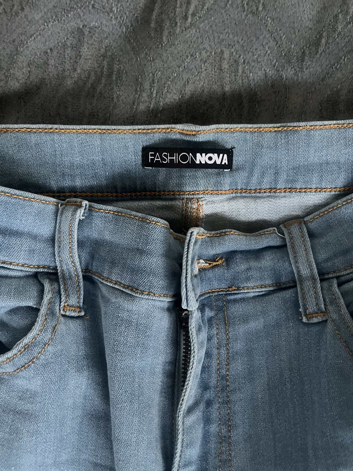 Fashion Nova Jeans Size 11