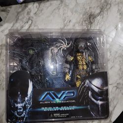 Alien Vs. Predator Action Figure Set