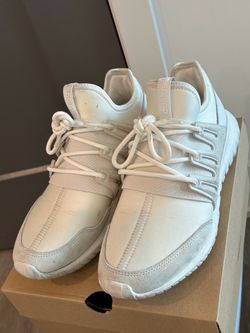 Adidas Originals Tubular Radial "Crystal White" (Style Code: AQ6722)