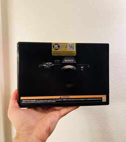 Sony Alpha 7R V Full-frame Mirrorless Camera with Interchangeable Lens (Body Only) Black