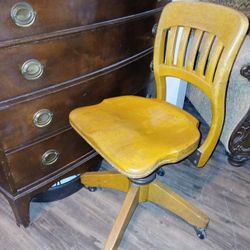 Antique B.L. Marble Chair Co Solid Oak Swivel Tilt Rolling Chair 