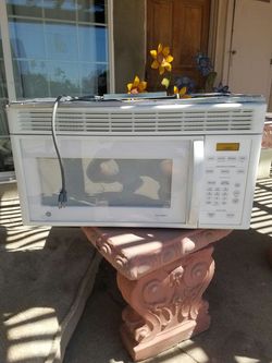 microwave.....GE