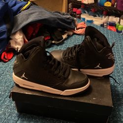 Jordan’s Boys Size 5.5