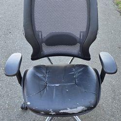 Adjustable Swivel Office Chair