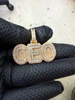 10k gold pendant