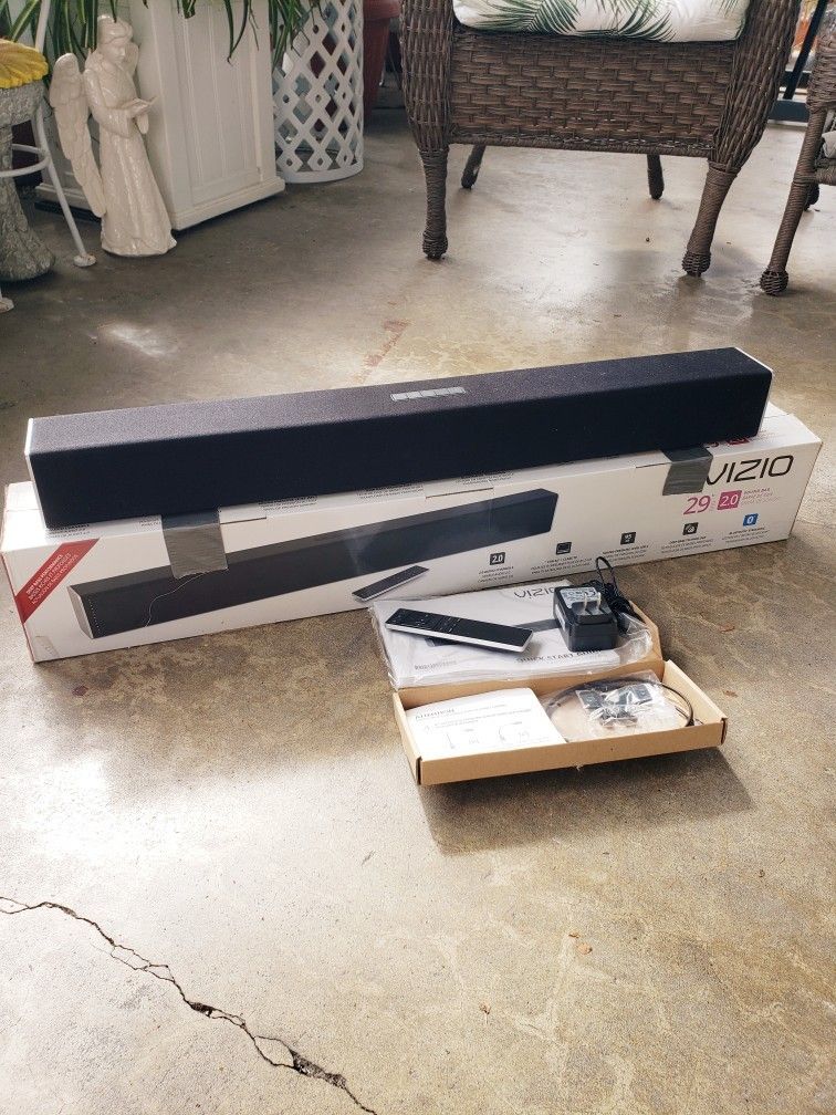 Vizio Soundbar With Remote Control - Bluetooth