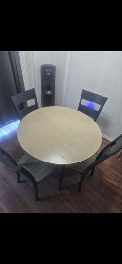 Dinning table