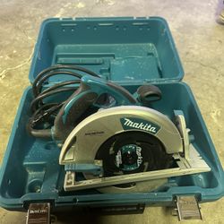 Makita Circular Saw