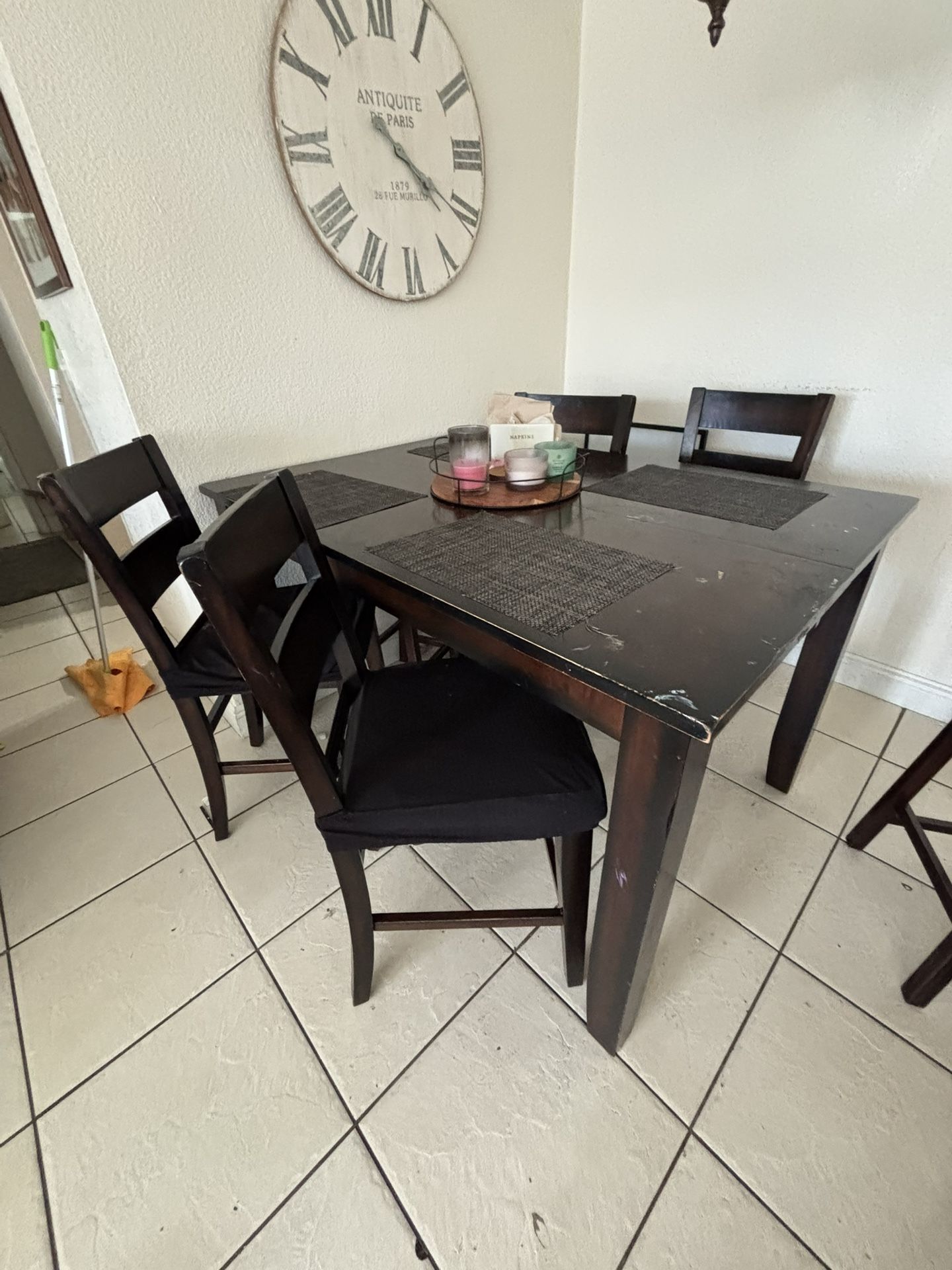 Dining Table For 4-6 And 4 Chairs