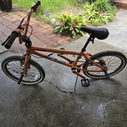 VRT Jam Mongoose BMX Bike Freestyle 20 Inch