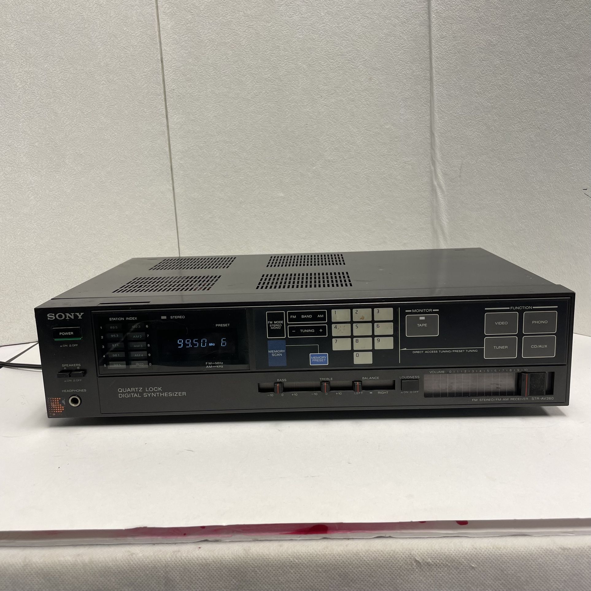 VINTAGE SONY STR AV260 QUARTZ LOCK DIGITAL SYNTHESIZER - Tested
