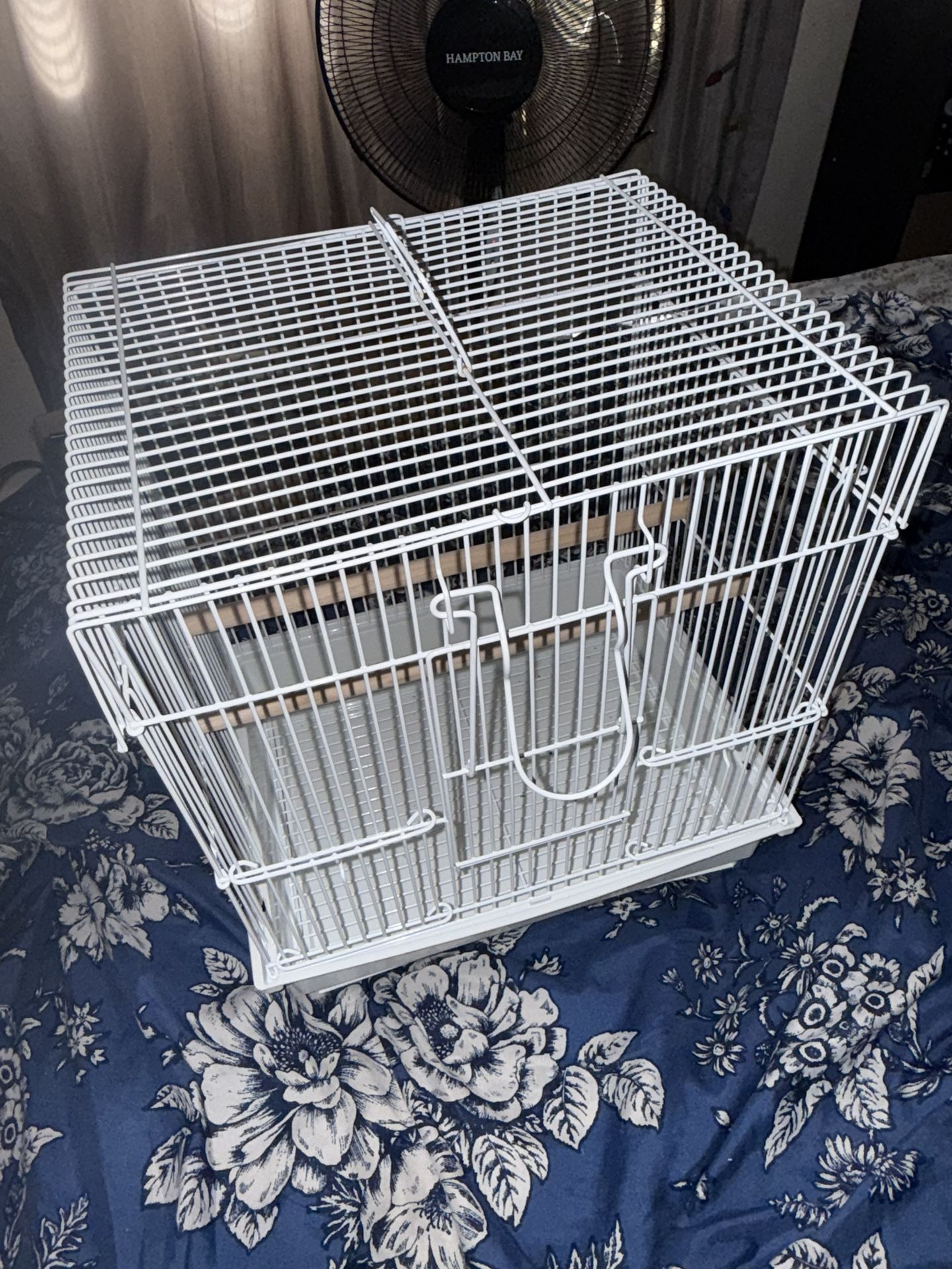New Buggie Parakeet Cage