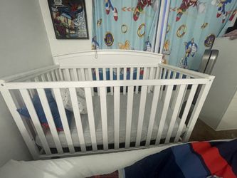 Graco Benton Crib