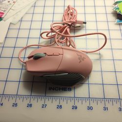 Razer Basilisk Pink (Wired)