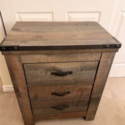 Ashely Trinell Brown Two Drawer Nightstand