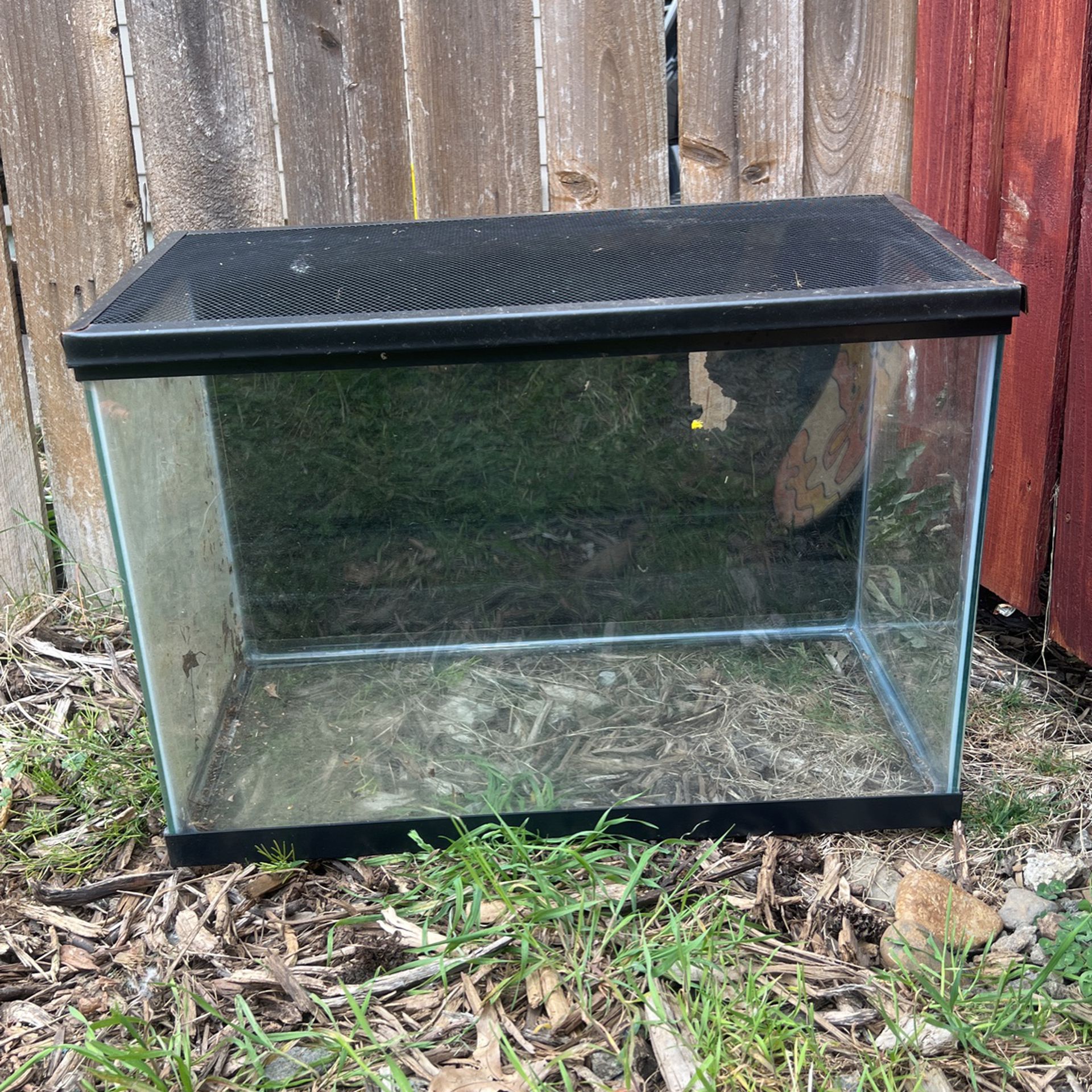 Fish Tank With LID 