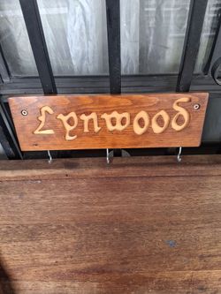 Accessory hanger
