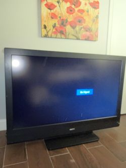 Sanyo TV 52” HDTV