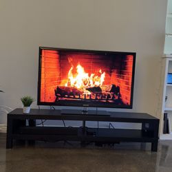 Sleek Modern TV Console with Open Shelving – Built-In Cable Management Design