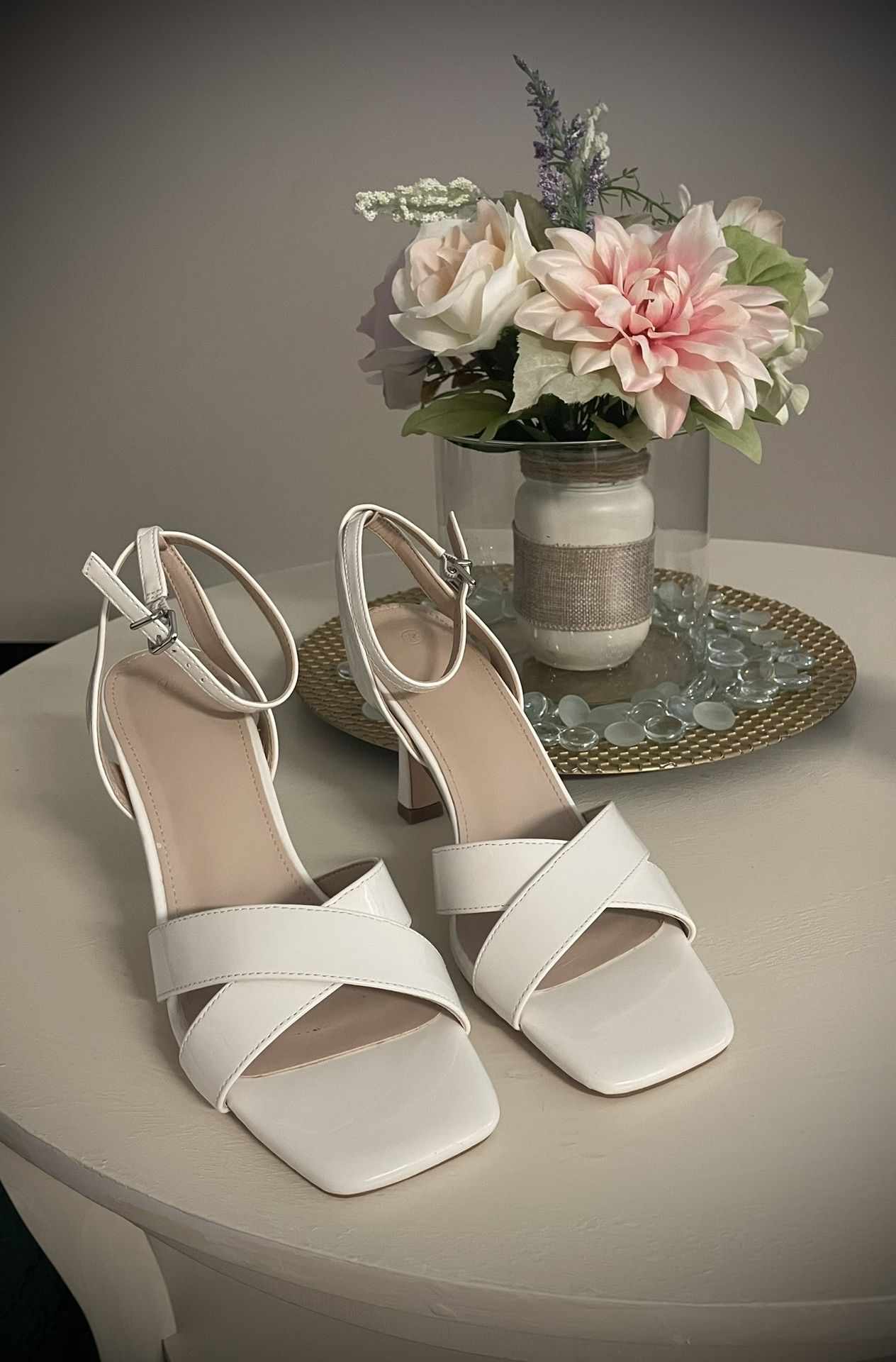 White Heels Size 7.5