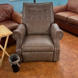 Recliner