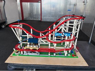 LEGO Roller Coaster 10261