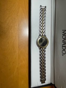 Movado Museum Swiss Men's 34mm Two Tone Watch Gold Plated Bezel