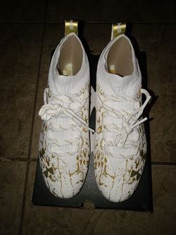 Under armor Football Cleats Size 14 for Sale in Las Vegas, NV