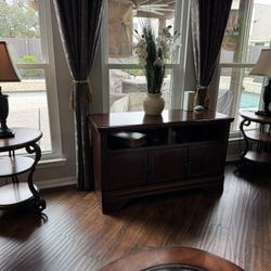 2 End Tables 1 Coffee Table TV Stand 2 Lamps! 