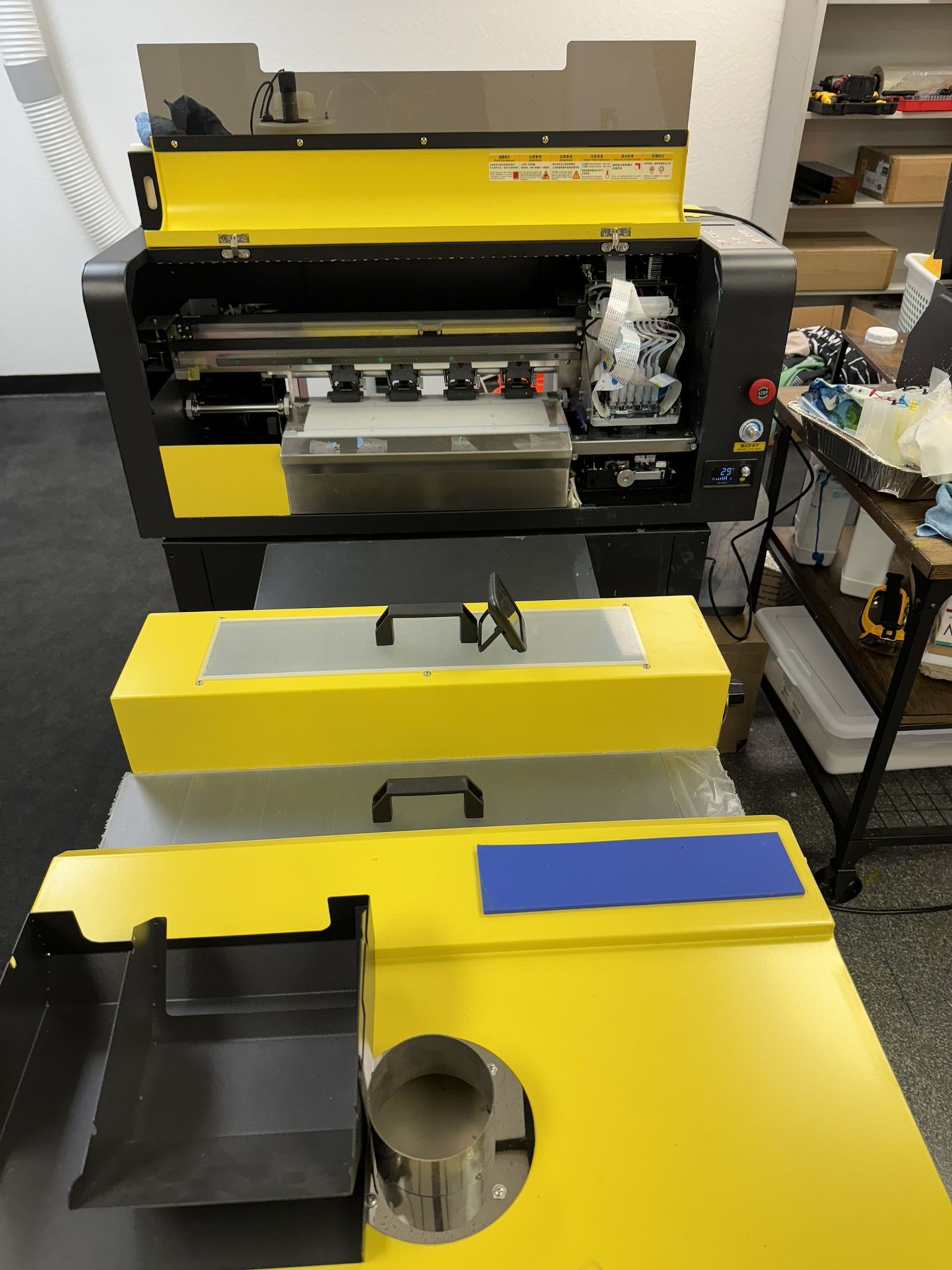 DTF Printer And Powder Shaker Dry
