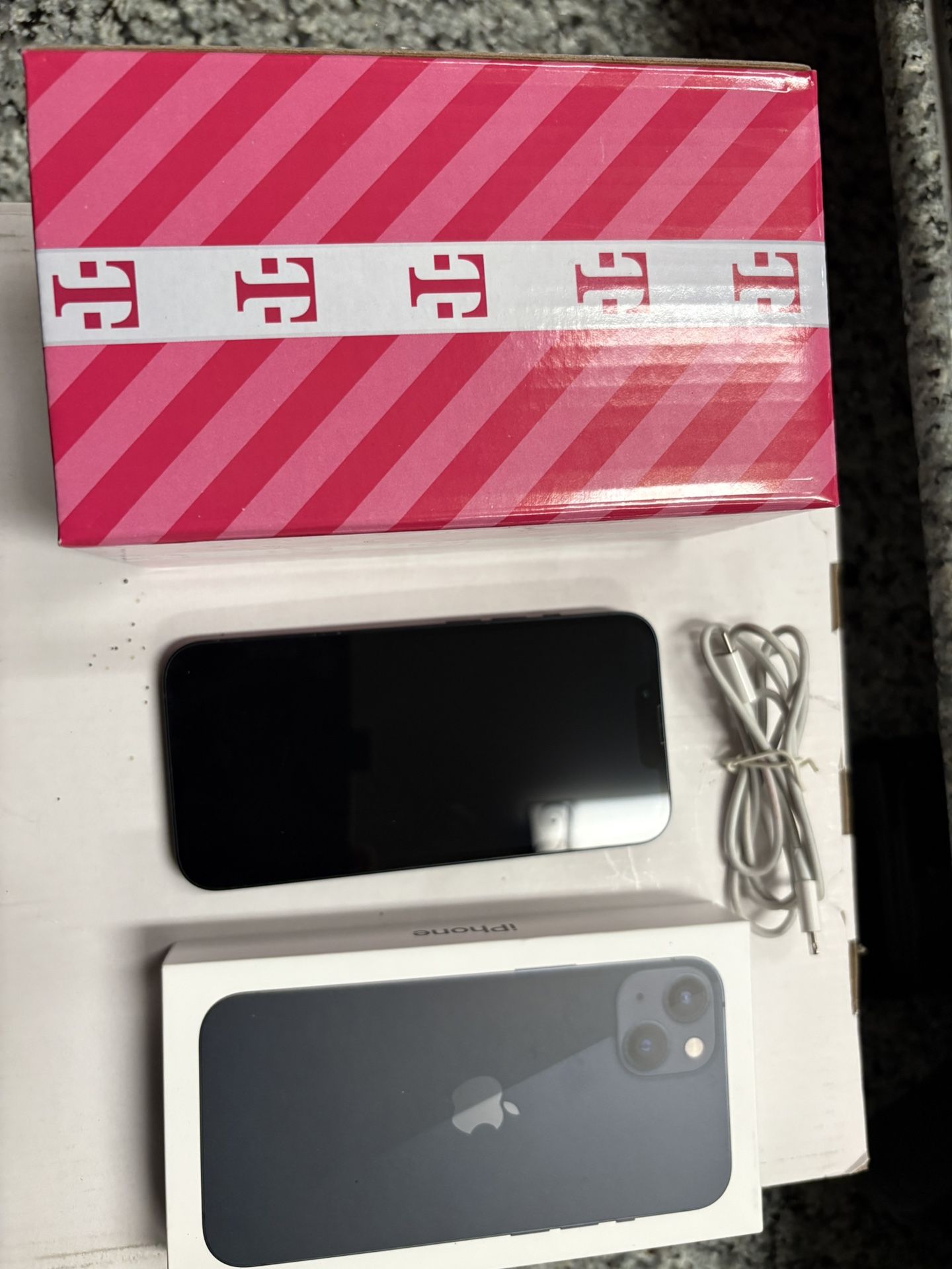 iPhone 13 - Like New Factory Unlocked 
