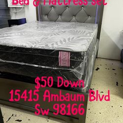 Queen LED Bed w Mattress Set 