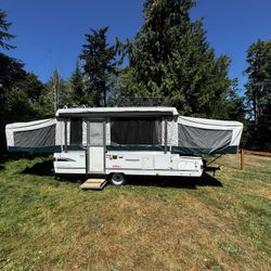 2000 Coleman Fleetwood Grand tour/Destiny Tent Trailer 