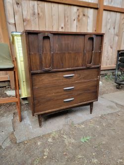 Mid Century Modern Dresser