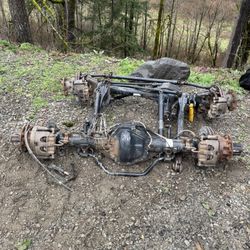 2018 Ford 4WD 127k miles Ford F350 Dually Front & Rear axle 4.10 RATIO LIMITED SLIP AXLE  