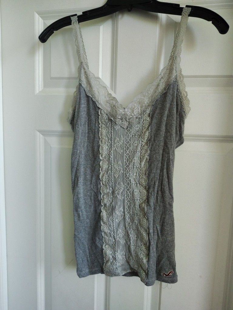 Hollister Women's Gray Tank Top With Lace L