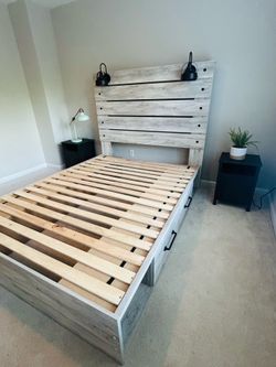 Queen bed