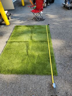 7 × 5 ft grass section
