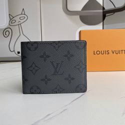 Louis Vuitton Shorts for Sale in Dallas, TX - OfferUp